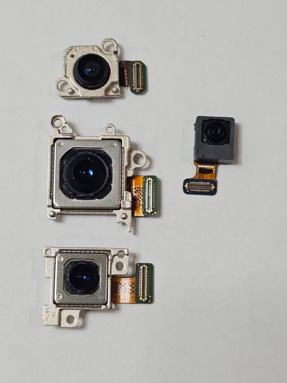 Samsung Galaxy S22 S901U Ultra-Wide Camera Module