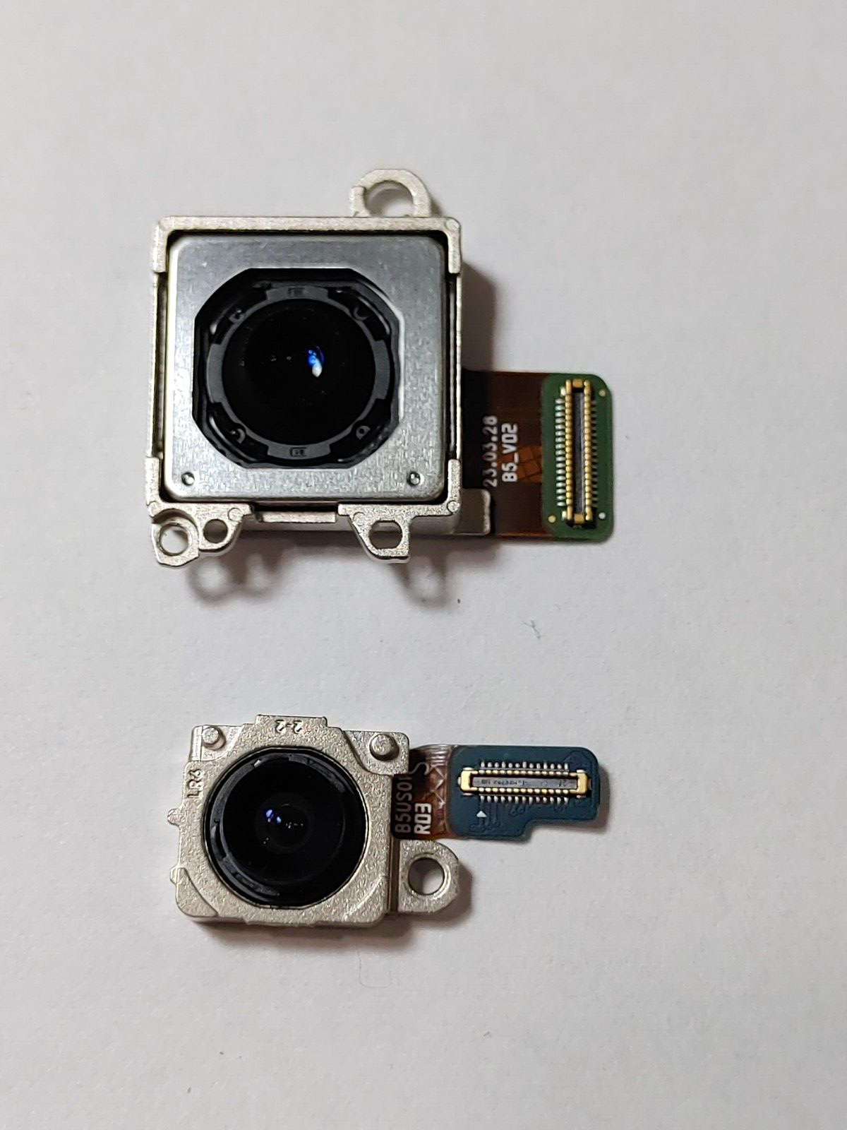 Rear Camera - Ultra Wide — Galaxy Z Flip5 (F731U) — photo 1