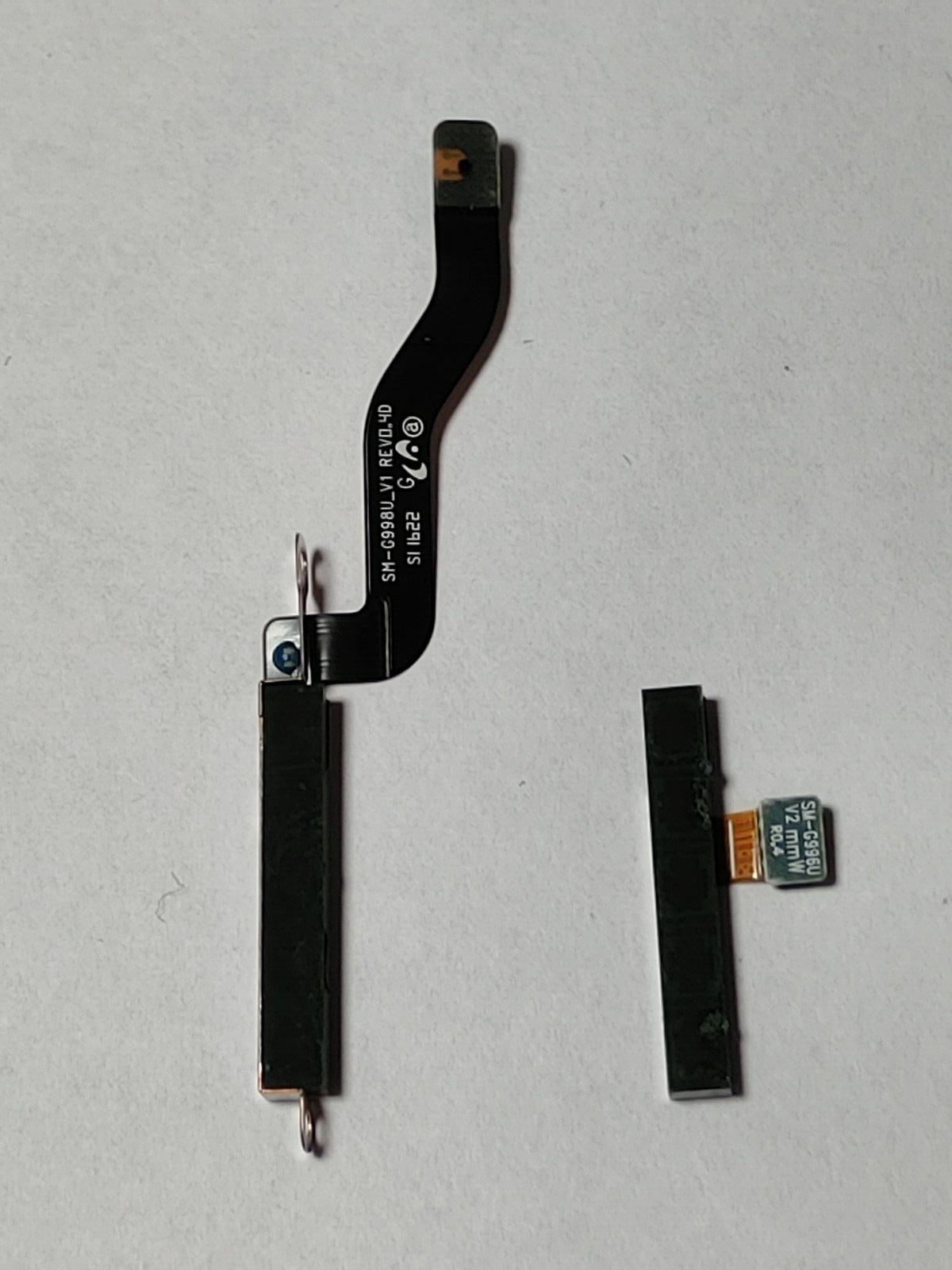 Antenna — Galaxy S21 Ultra (G998U) — photo 1