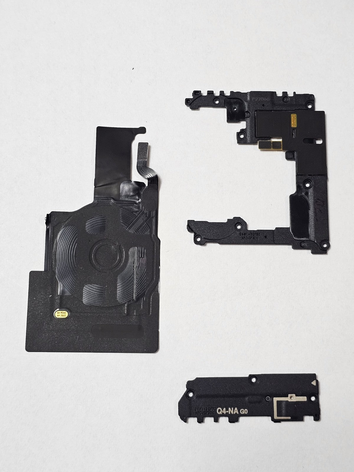 Samsung Galaxy Z Fold4 F936U Wireless Charging Coil