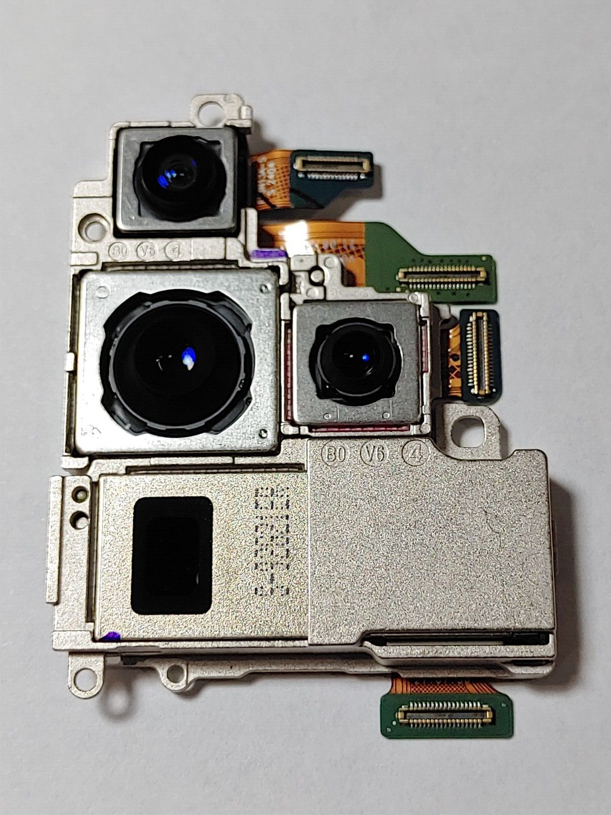 Samsung Galaxy S22 Ultra S908U Rear Camera Module