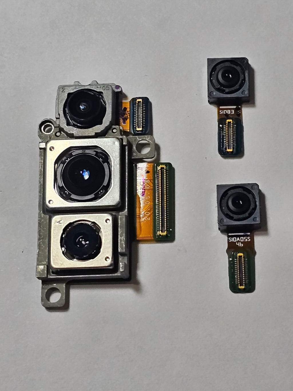 Samsung Galaxy Z Fold2 5G F916U Ultra-Wide Camera Module