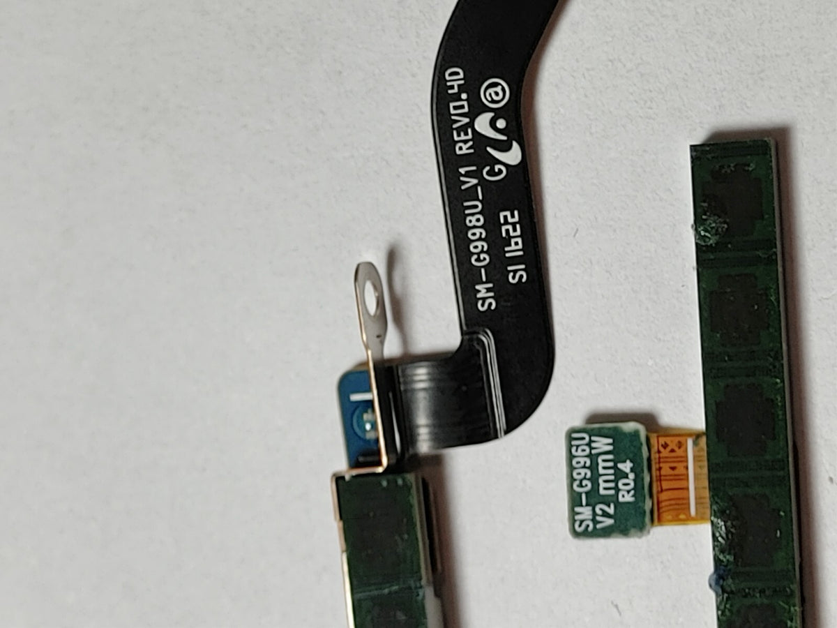 Antenna — Galaxy S21 Ultra (G998U) — photo 2