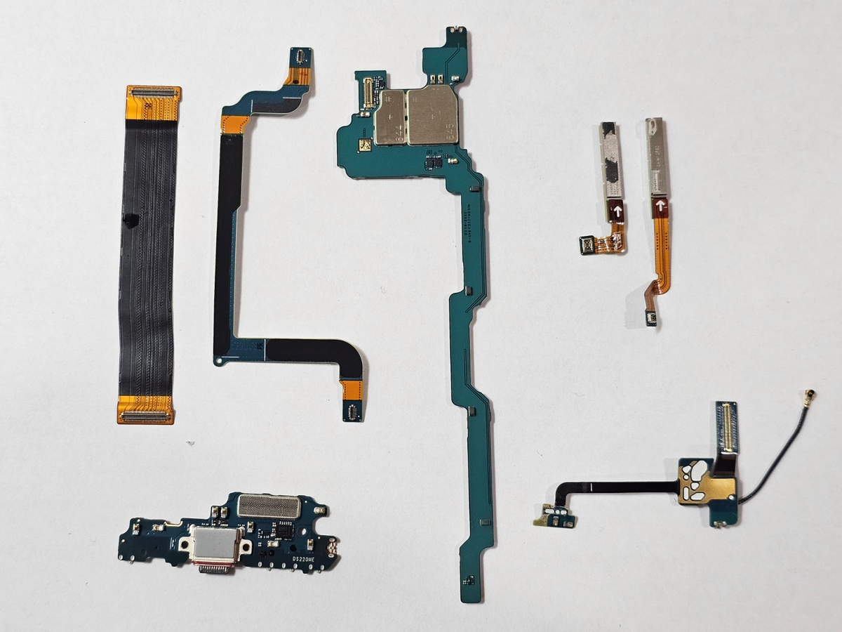 Samsung Galaxy Z Fold4 F936U USB-C Charging Port Sub-Board