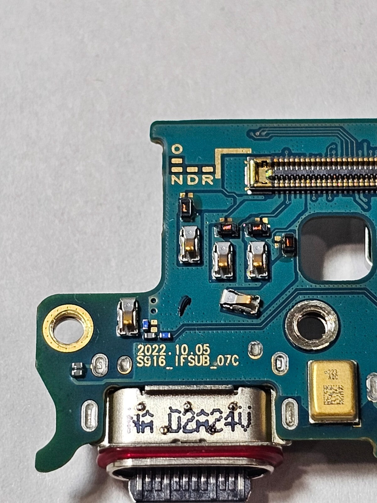 Samsung Galaxy S23+ S916U USB-C Charging Port Sub-Board
